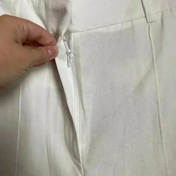 ANINE‎ BING Mila High Waisted Shorts White - Picture 3 of 12